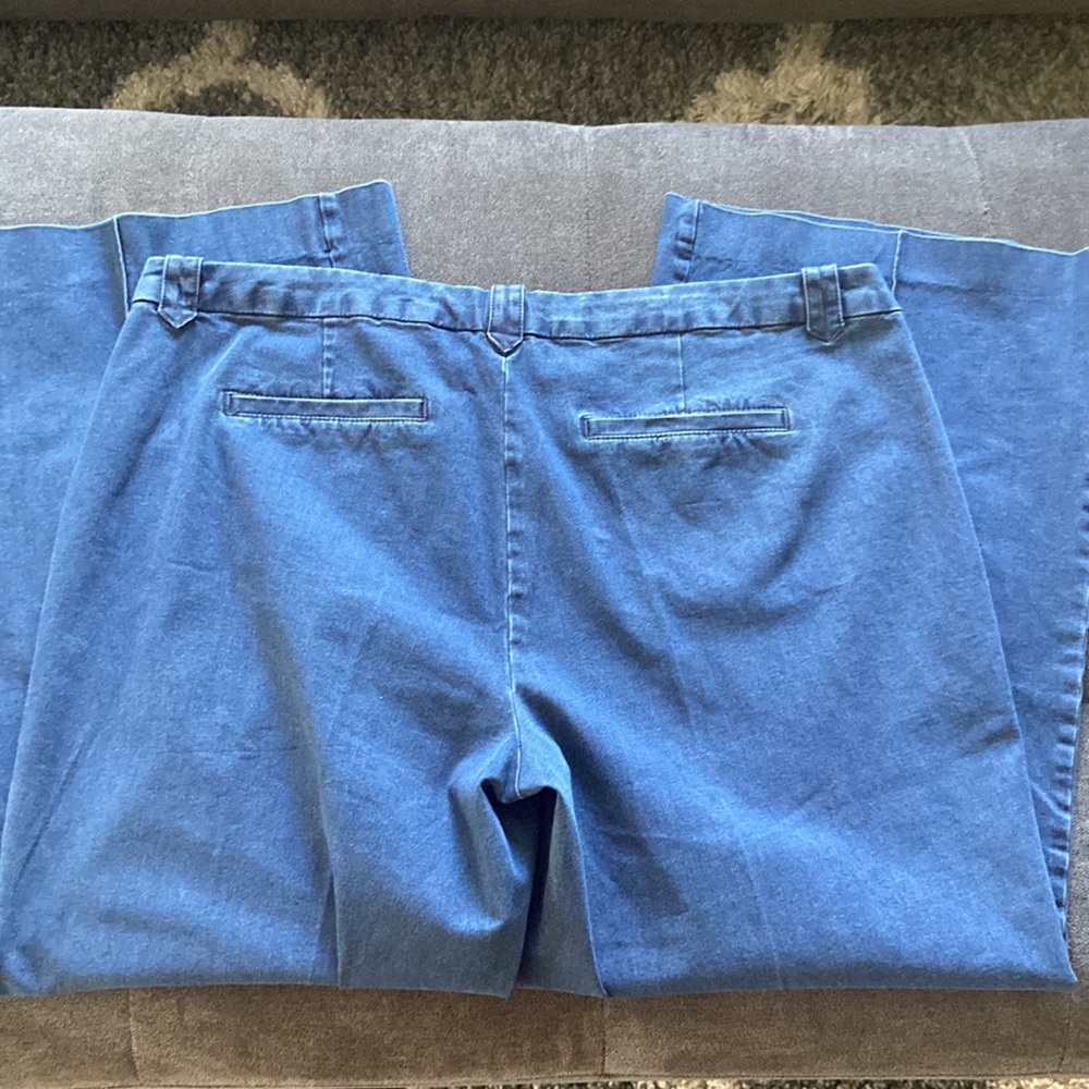Isaac Mizrahi True Denim Wide Leg Jeans - Picture 6 of 8